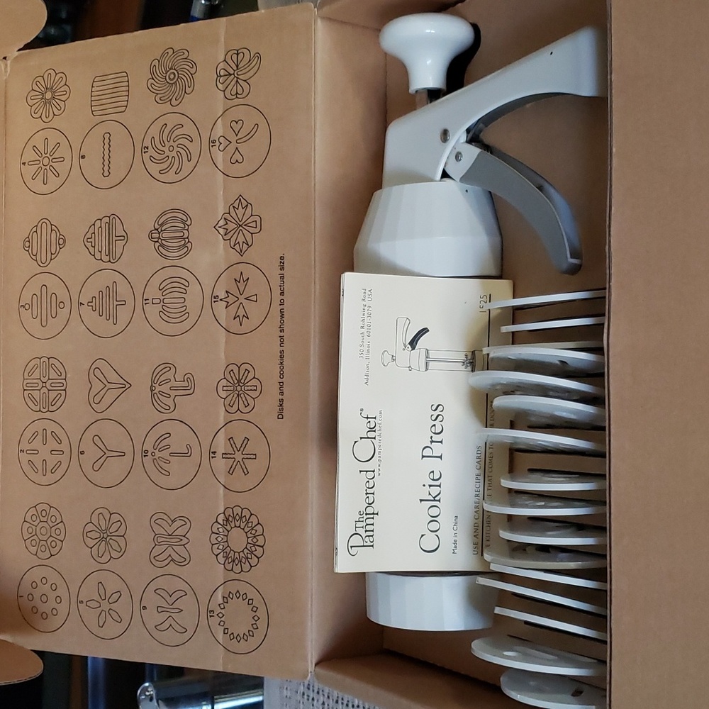 Pampered Chef Cookie Press